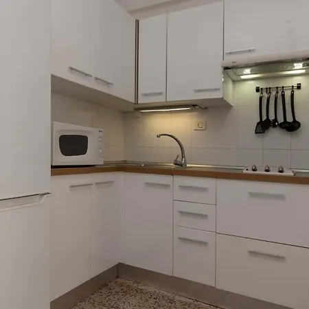 Virginia - Two Bed *